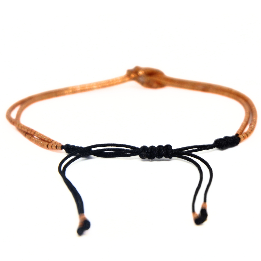 - Twist And Shine Bracelet Gold -