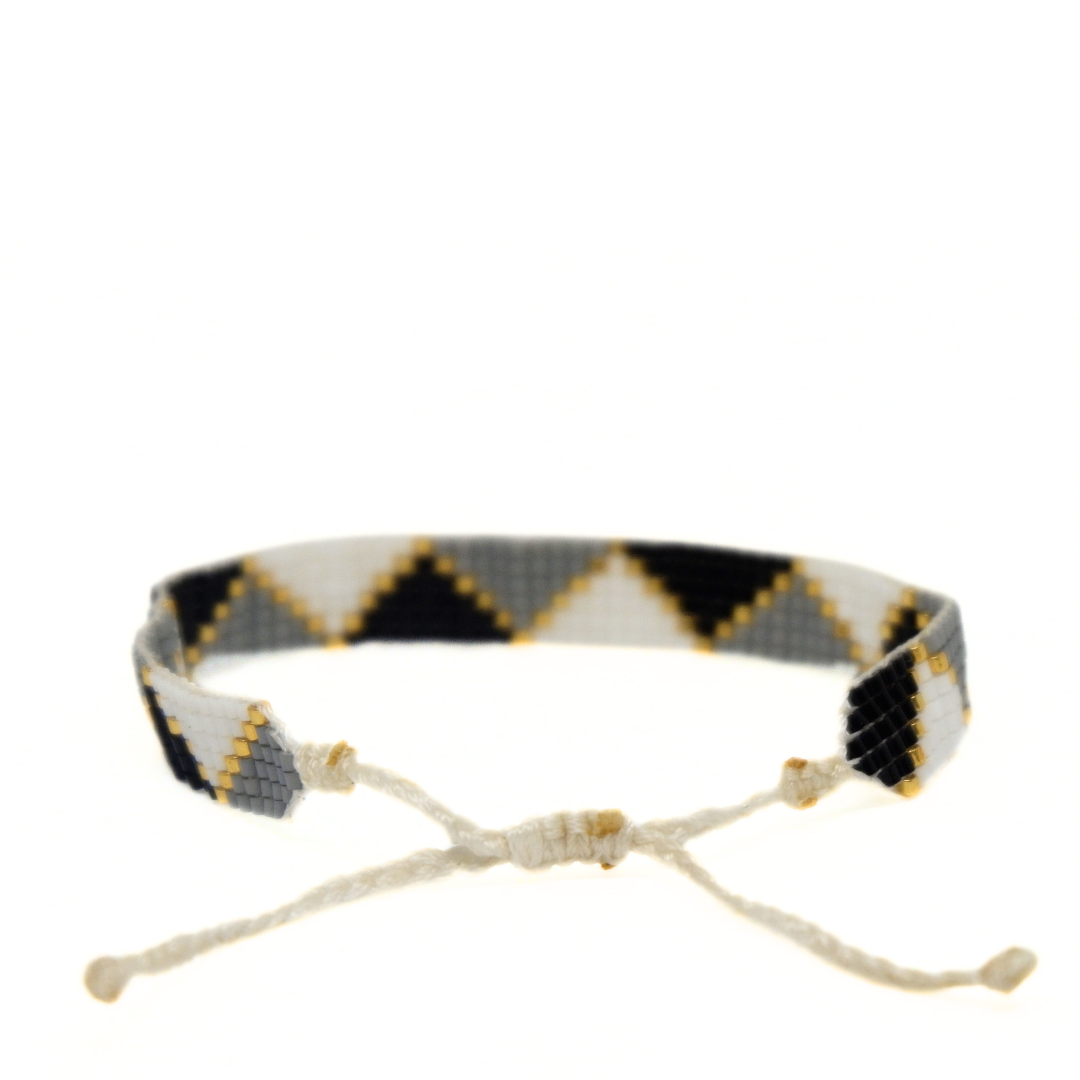 - Luna Bracelet -
